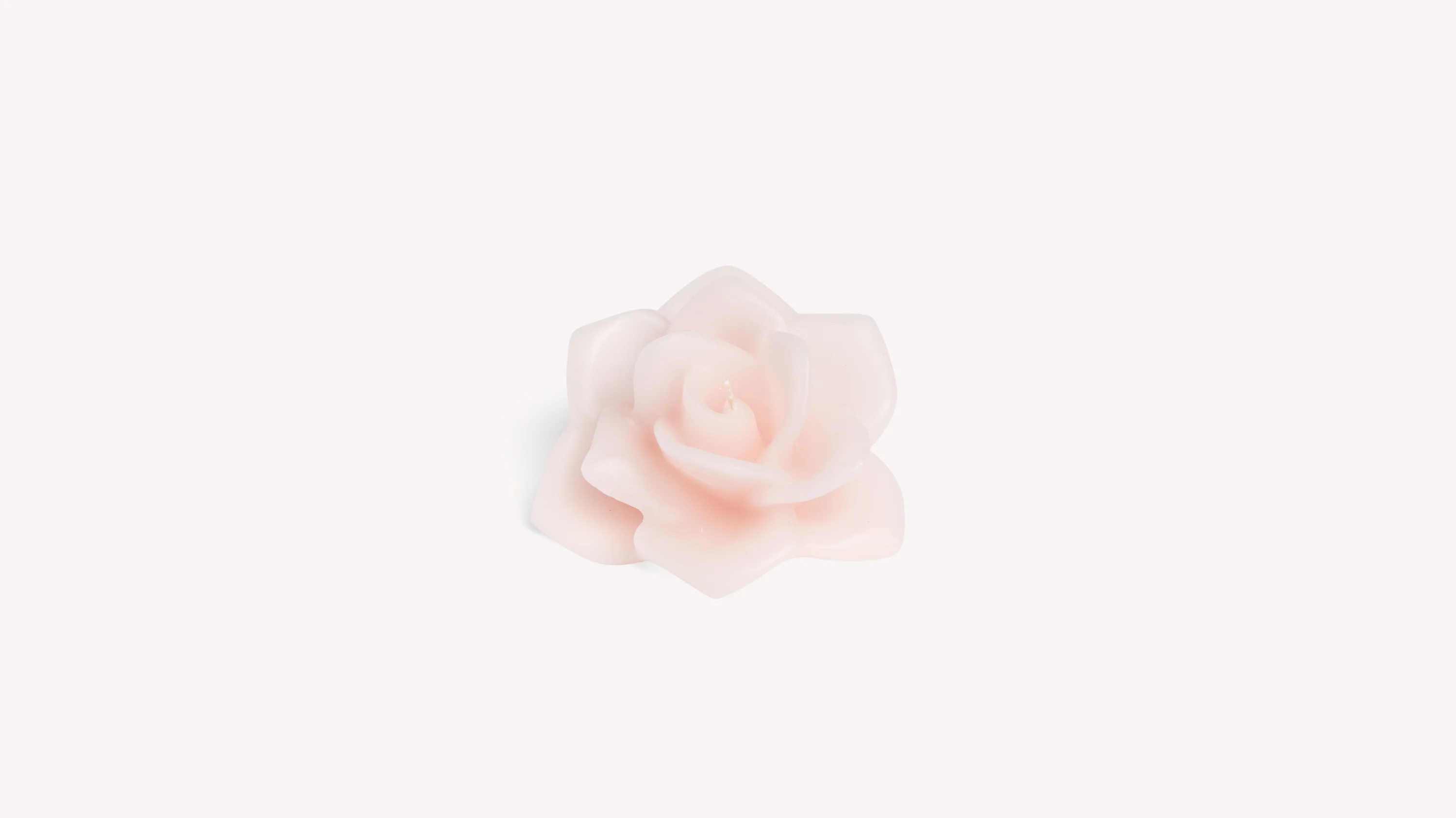 Rosa Shaped Scented Candle - Image 2